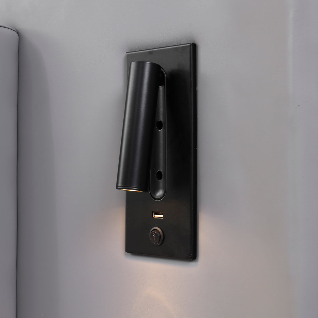 Grey PU upholstered double bed with charging port, 2 bedside lamps 135×190cm PASTUREBEARD